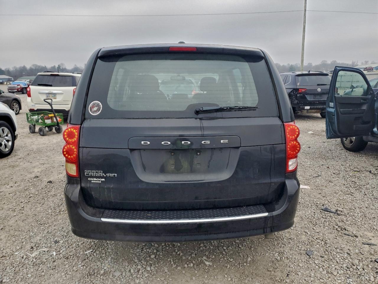 Dodge Caravan Se Image 6