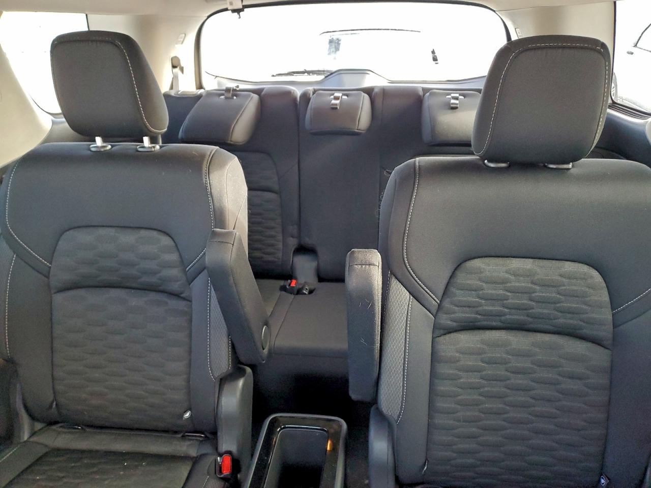 Nissan Pathfinder Sv Image 7