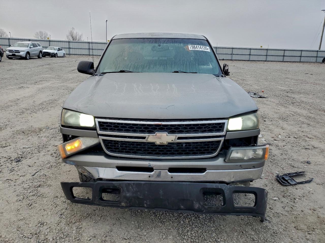 Chevrolet Silverado K1500 Image 10