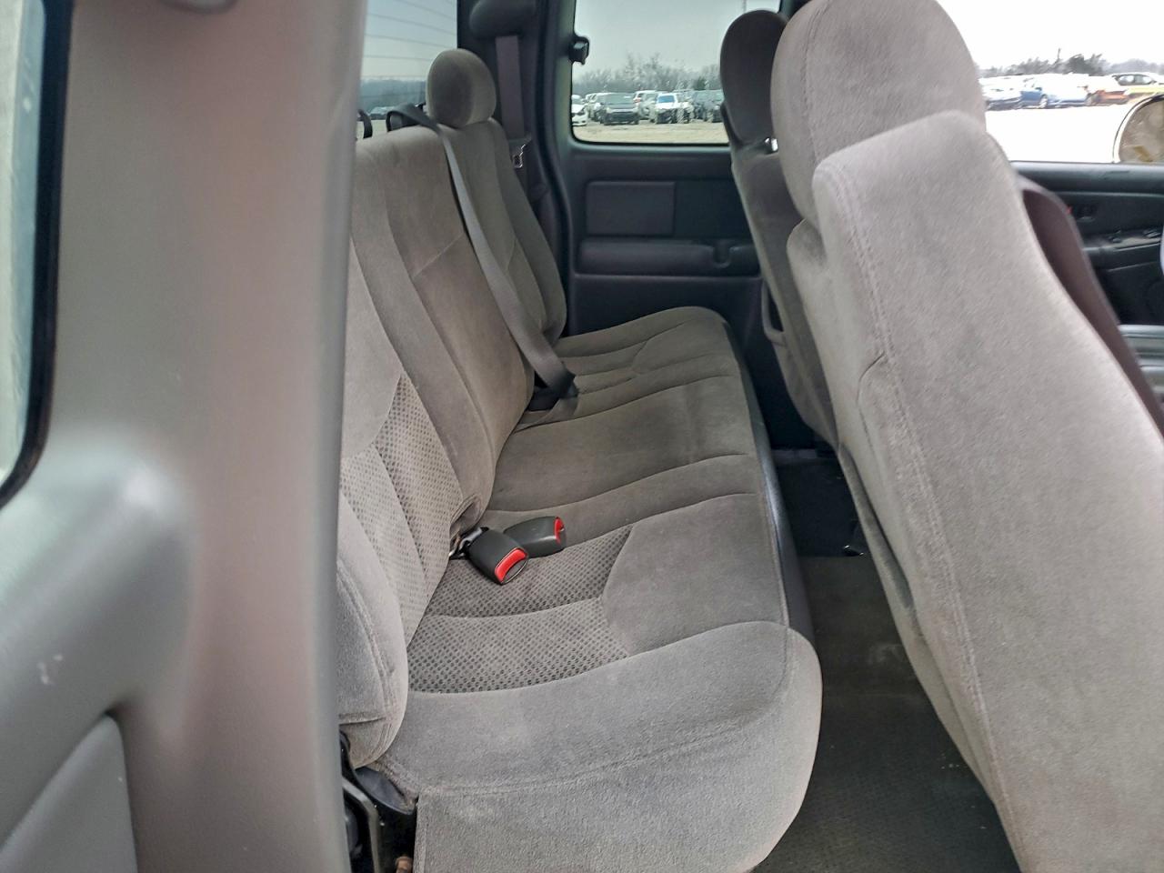 Chevrolet Silverado K1500 Image 7