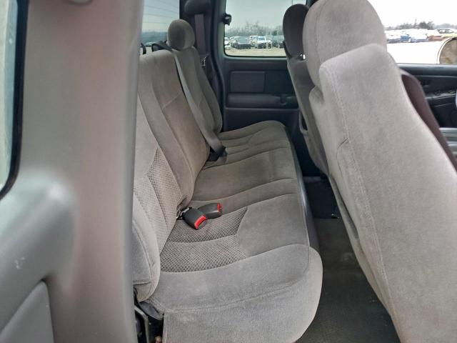 Chevrolet Silverado K1500 Image 7