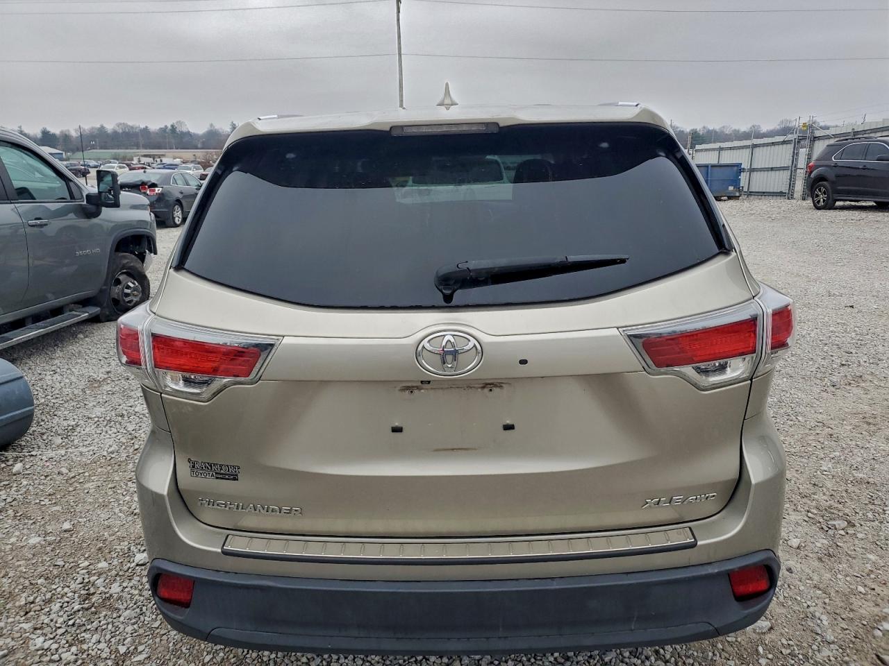 Toyota Highlander Xle Image 8