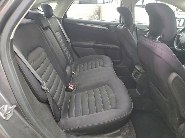 Ford Fusion Se Image 4