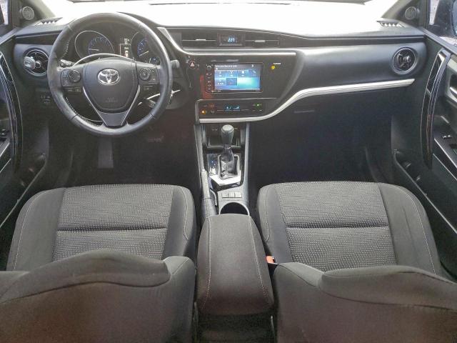 Toyota Corolla Image 12