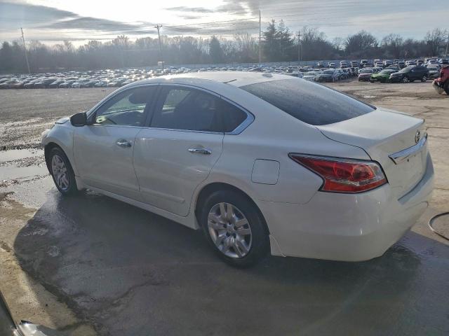 Nissan Altima 2.5 Image 3