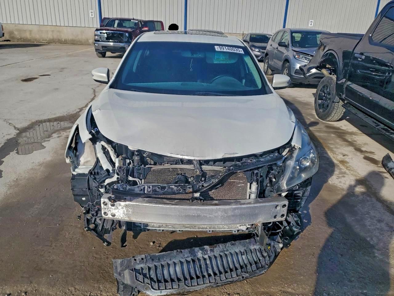 Nissan Altima 2.5 Image 4