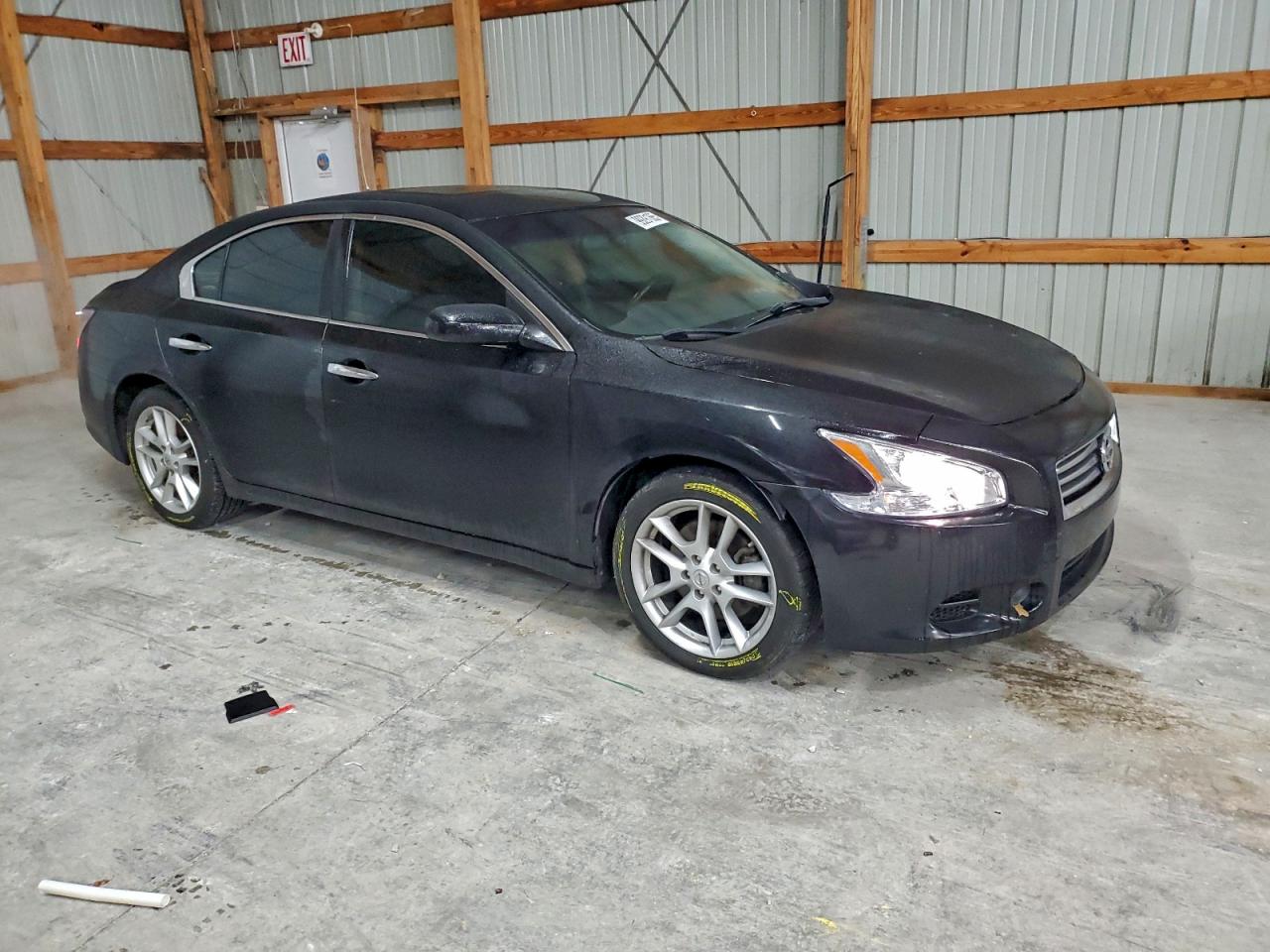 Nissan Maxima S Image 10
