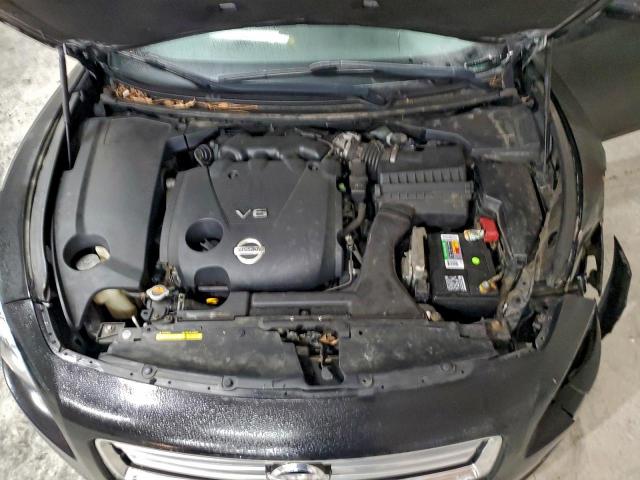 Nissan Maxima S Image 2