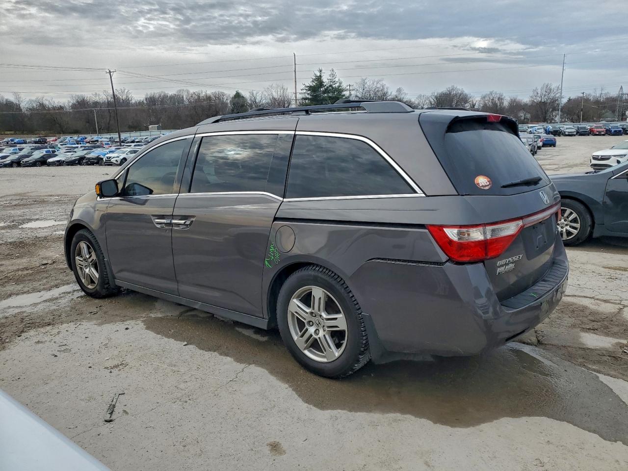 Honda Odyssey Touring Image 5