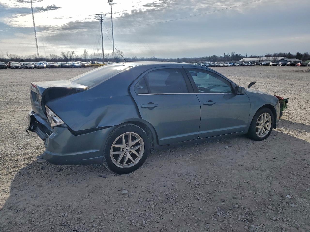 Ford Fusion Sel Image 3