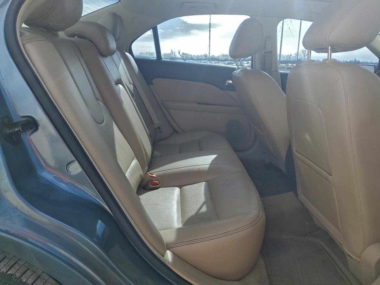 Ford Fusion Sel Image 13