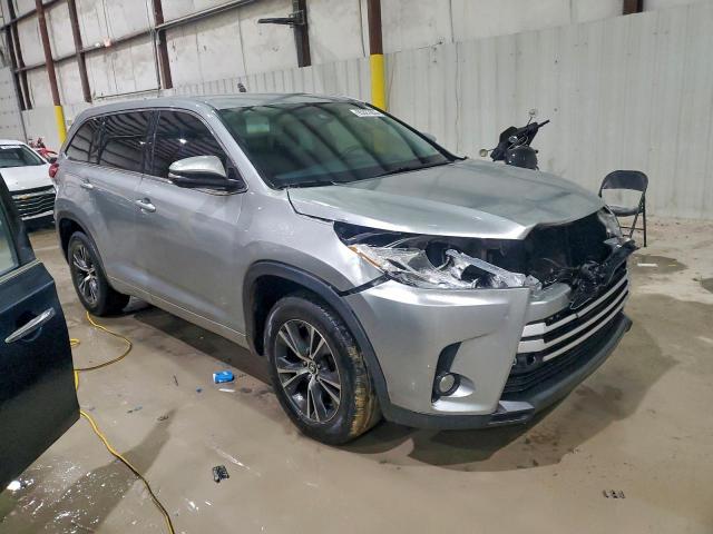 Toyota Highlander Le Image 11