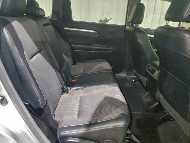 Toyota Highlander Le Image 9