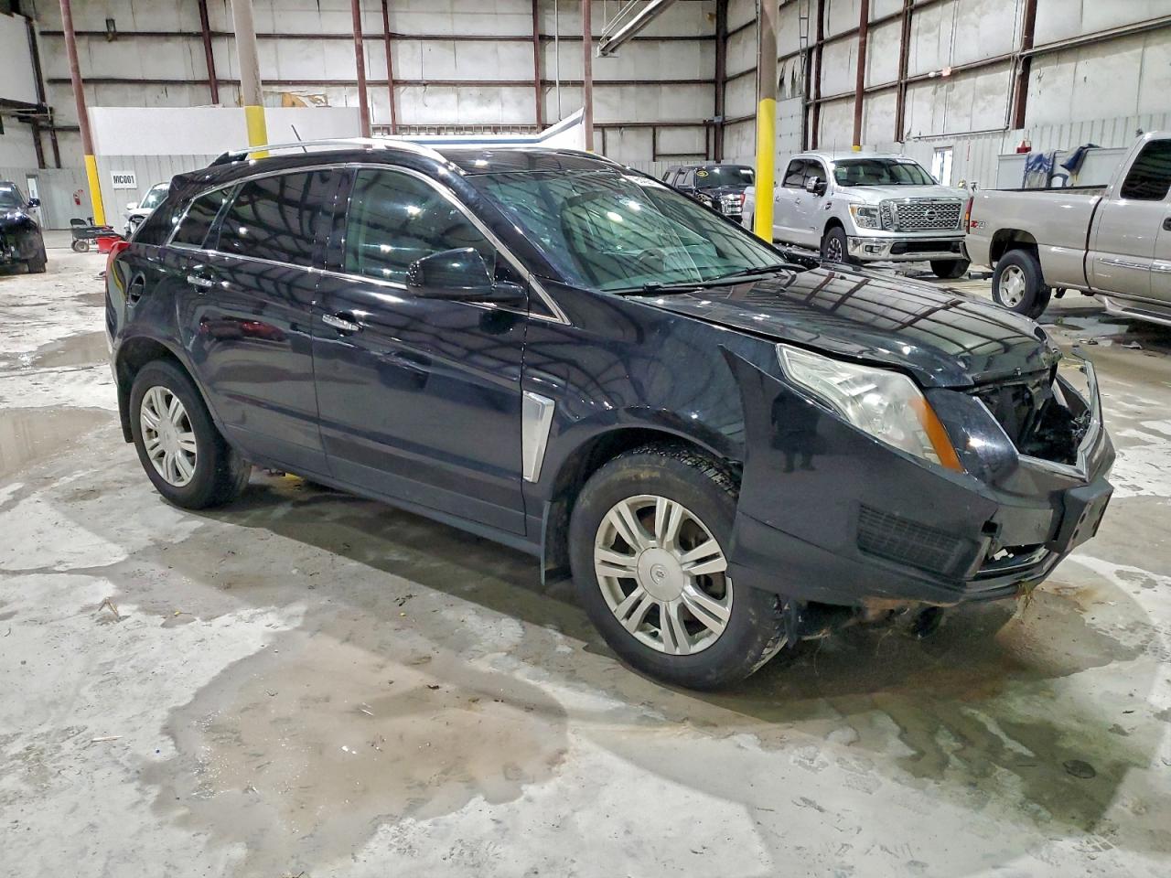 Cadillac SRX Luxury Collection Image 2