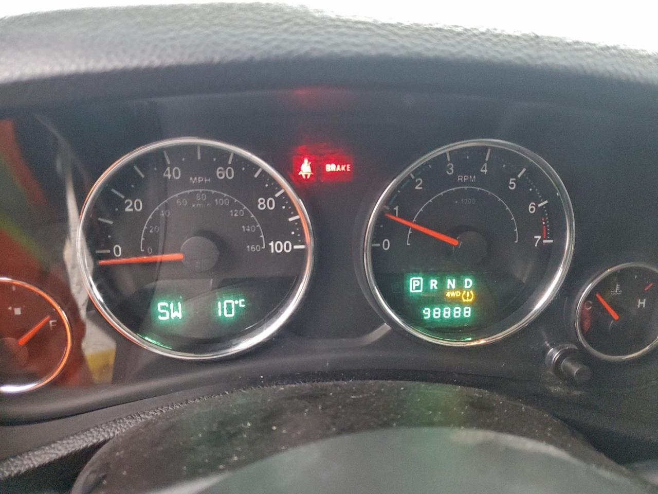 Jeep Wrangler Sport Image 4