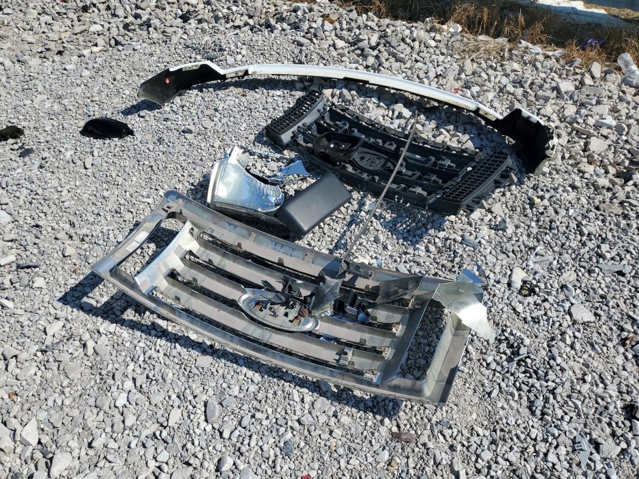 Ford F-150 Supercrew Image 12