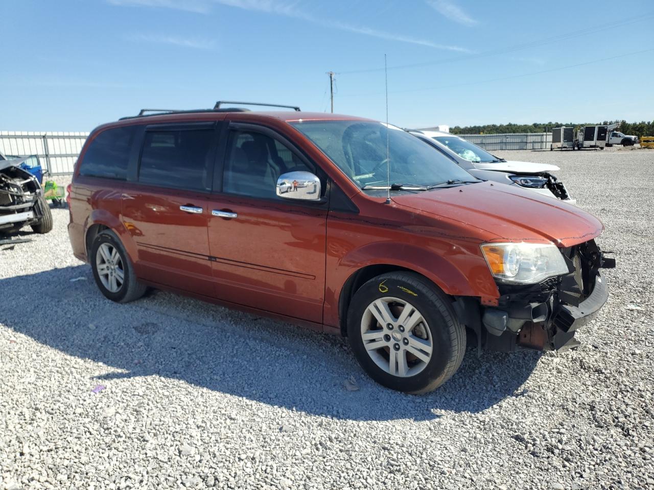 Dodge Caravan Sxt Image 3