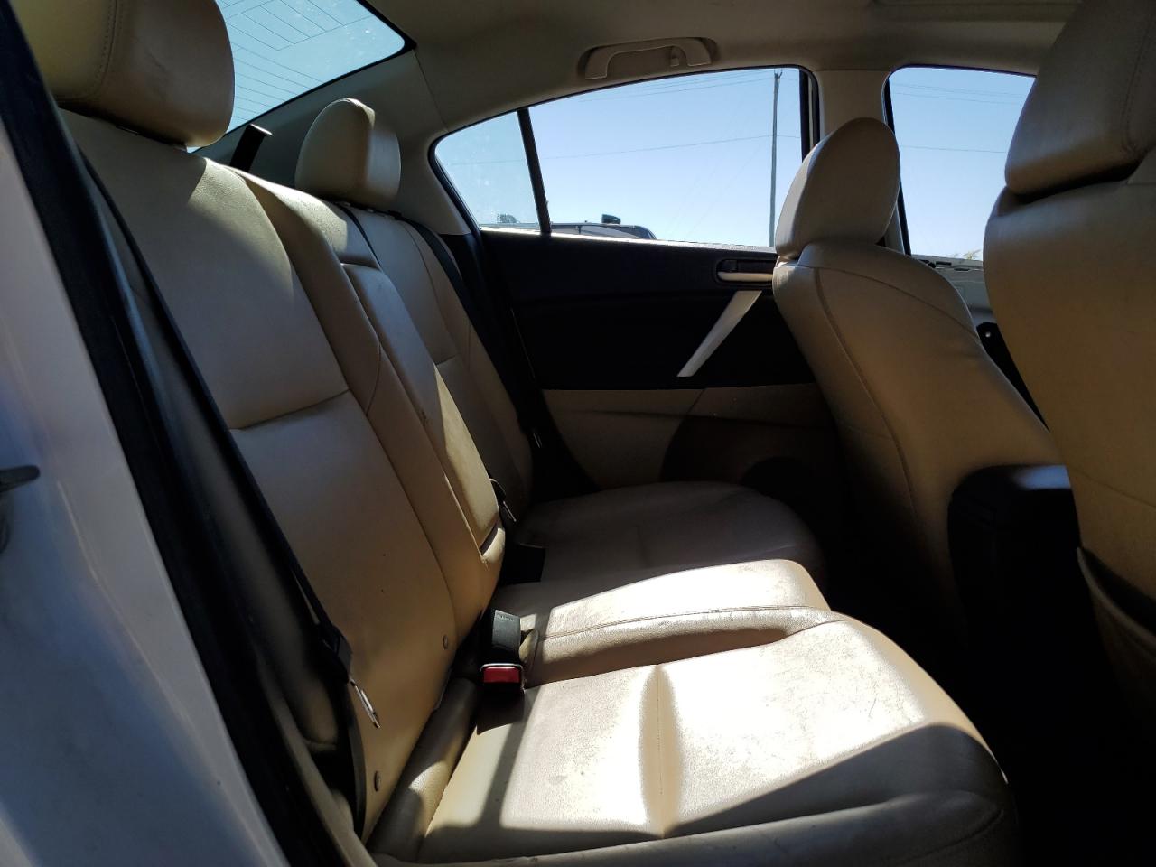 Mazda Mazda3 S Image 4