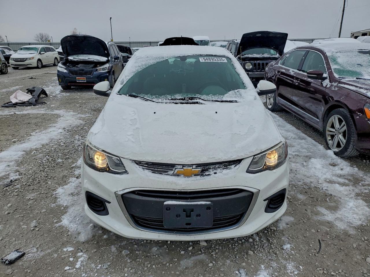 Chevrolet Sonic Image 11