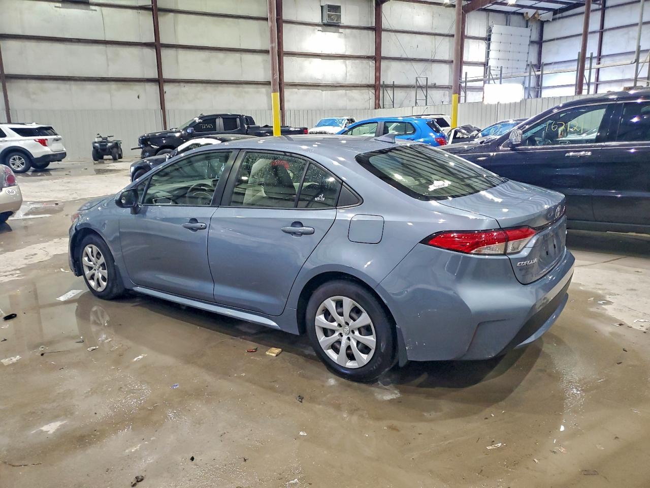 Toyota Corolla Le Image 4