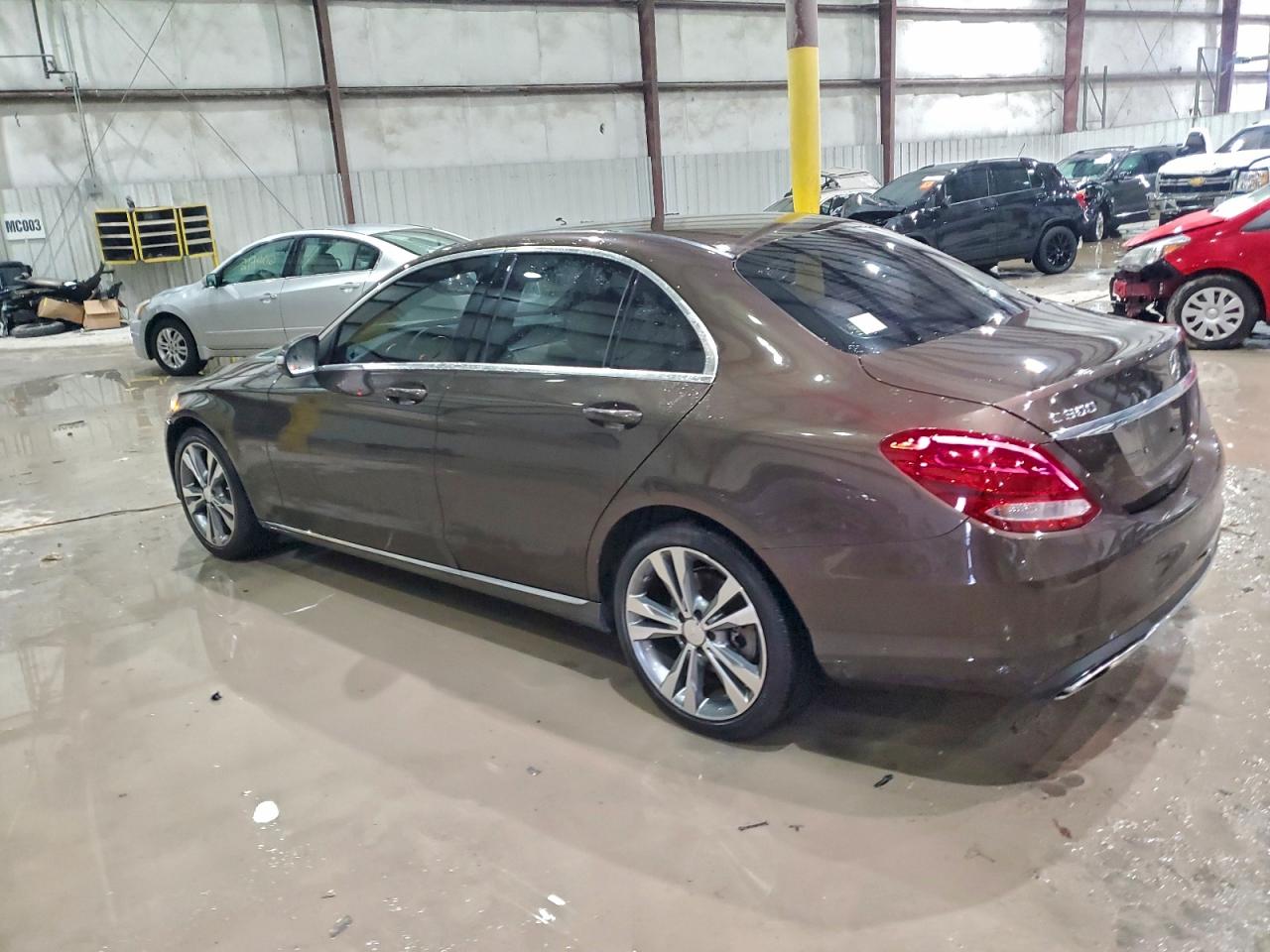 Mercedes-Benz C-Class 300 4matic Image 2