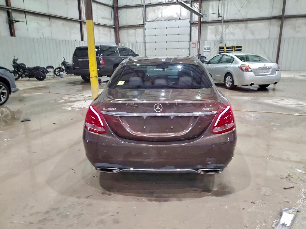 Mercedes-Benz C-Class 300 4matic Image 3