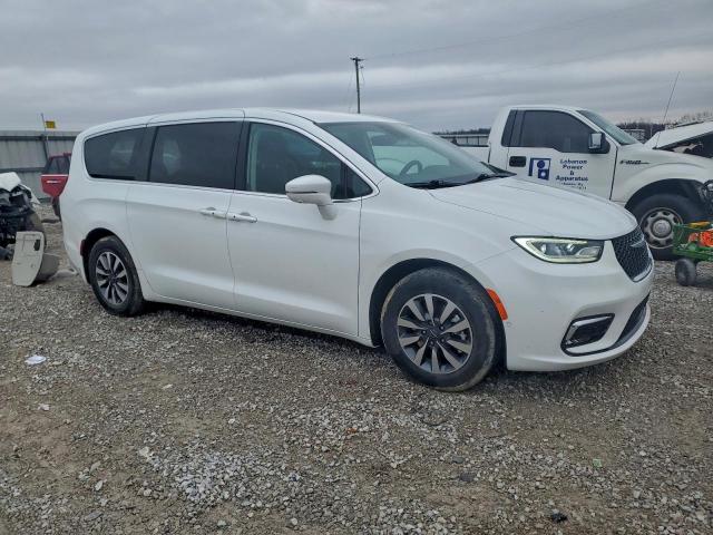 Chrysler Pacifica Hybrid Touring L Image 14