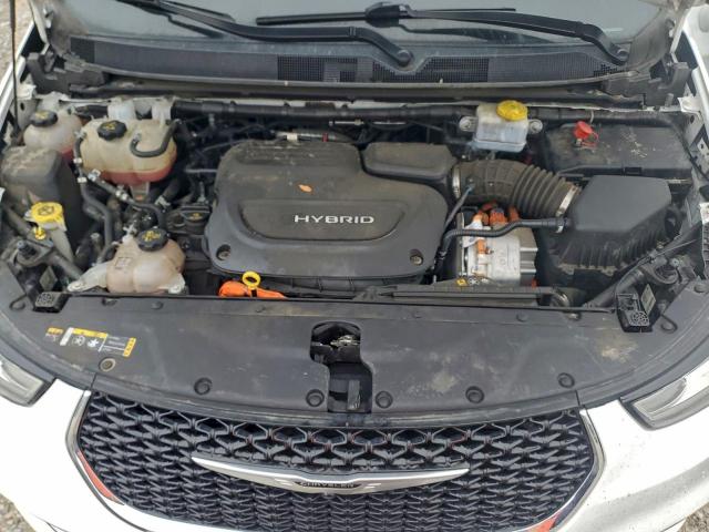 Chrysler Pacifica Hybrid Touring L Image 6