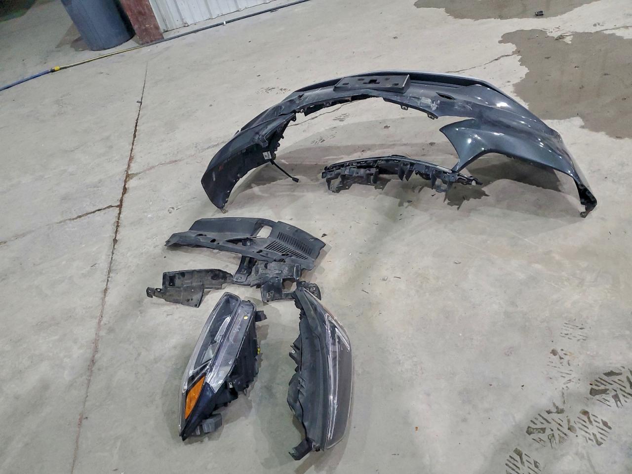 Buick Encore Preferred Image 2